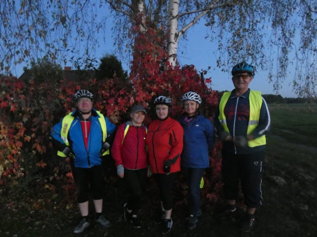 Październikowe wycieczki Radzyńskiej Grupy Rowerowej
