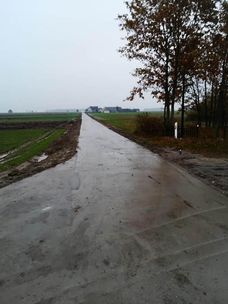 Nowa droga w Kolonii Domaszewnicy