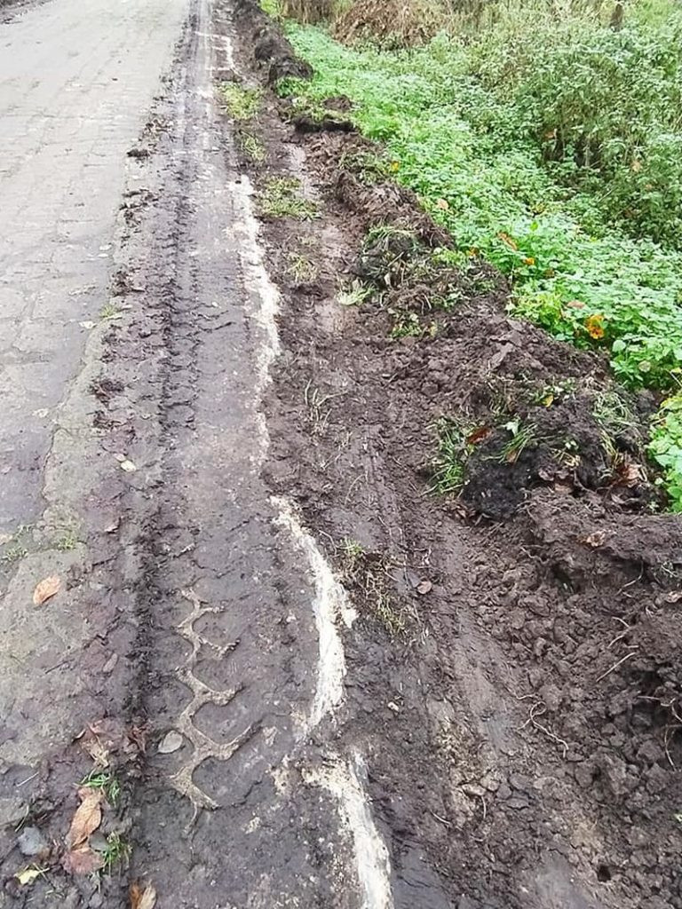 Remont drogi w Turowie