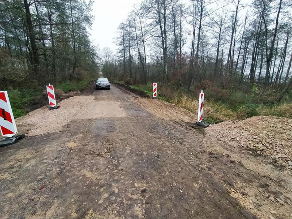 Remont drogi w Turowie