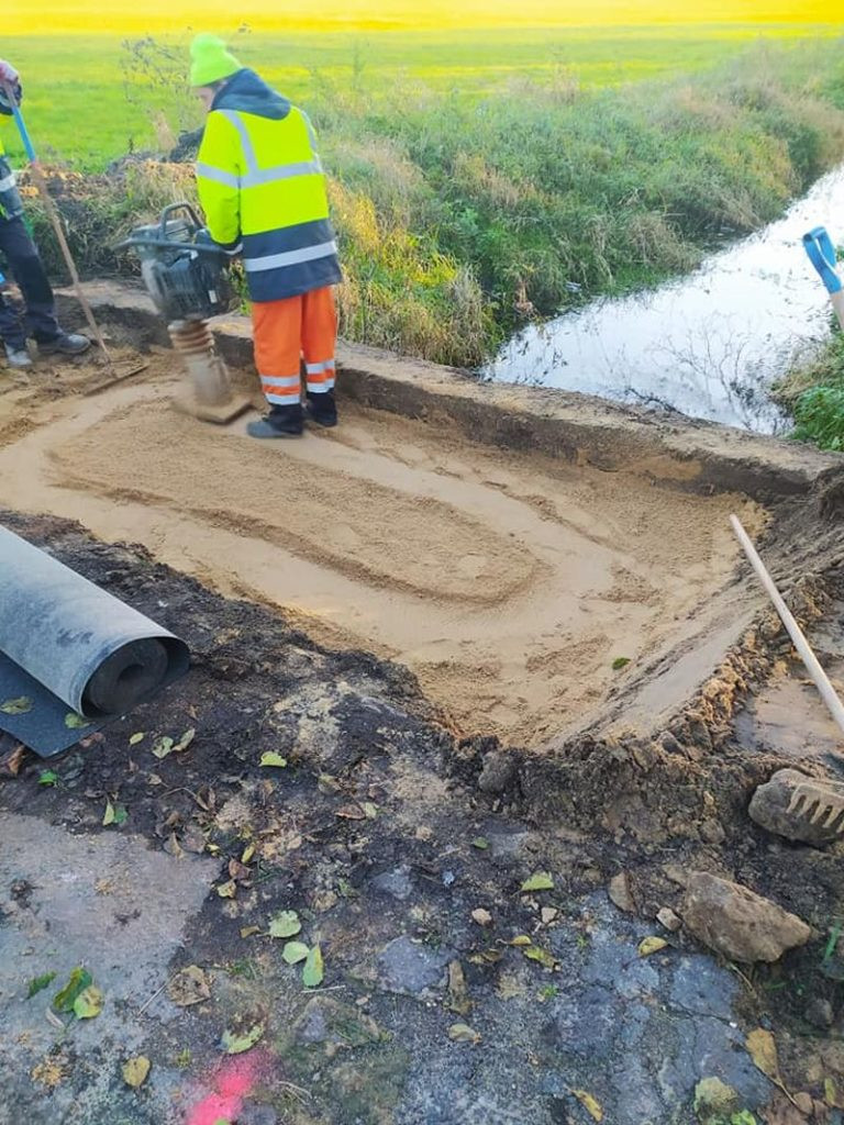 Remont drogi w Turowie