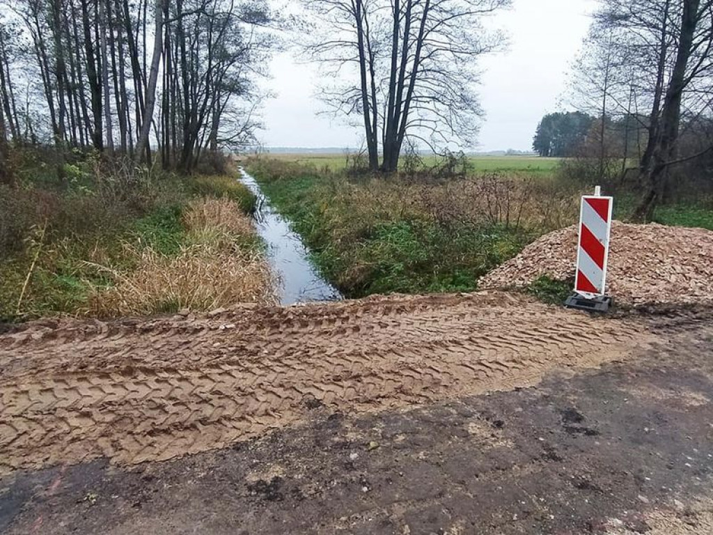 Remont drogi w Turowie