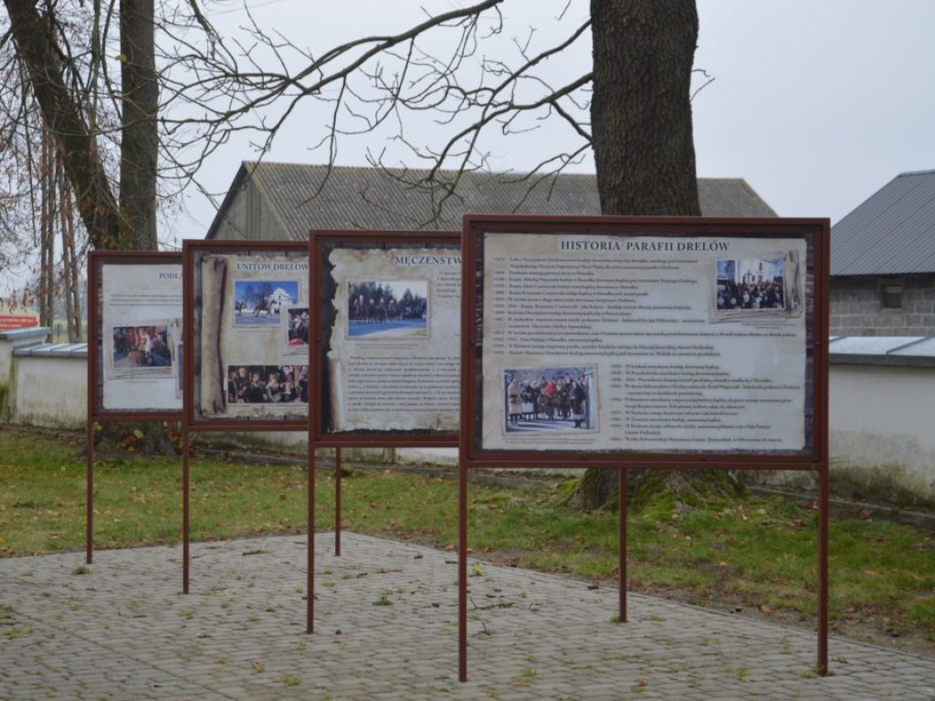 Parafia w Drelowie