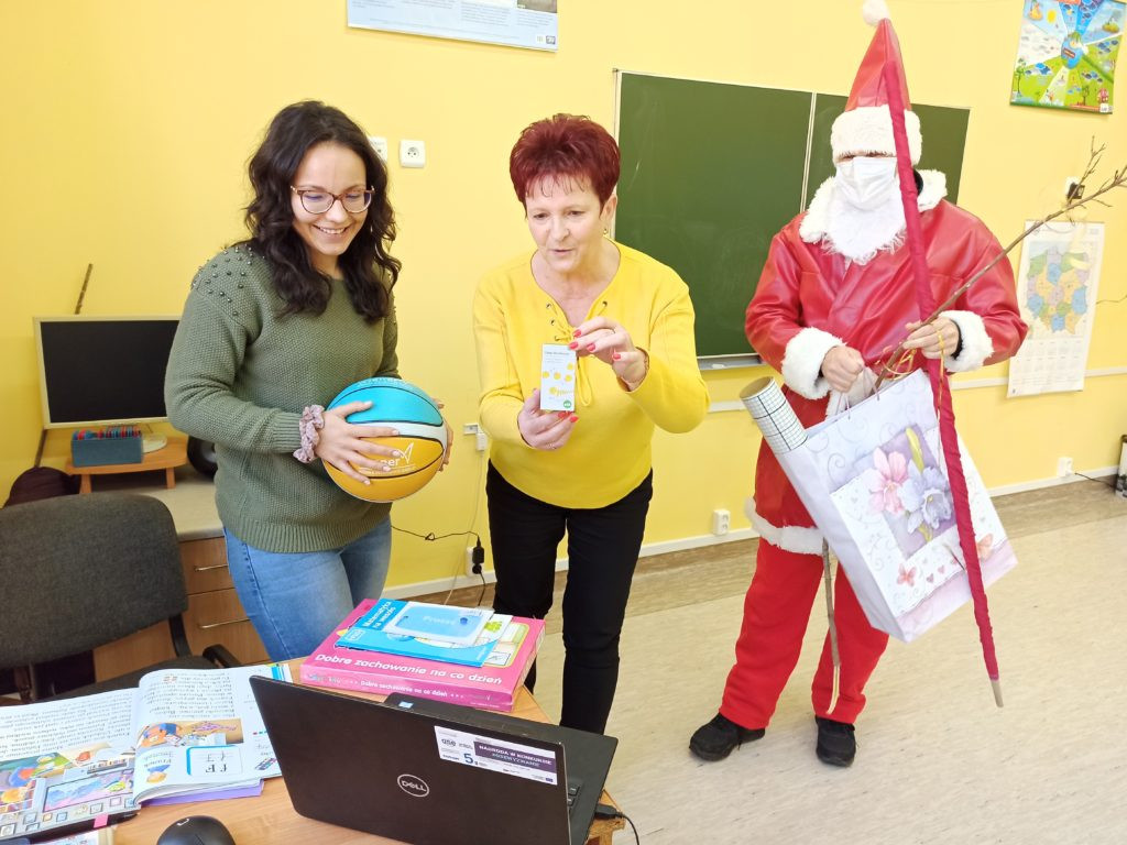 Mikołajki w SP w Domaszewnicy