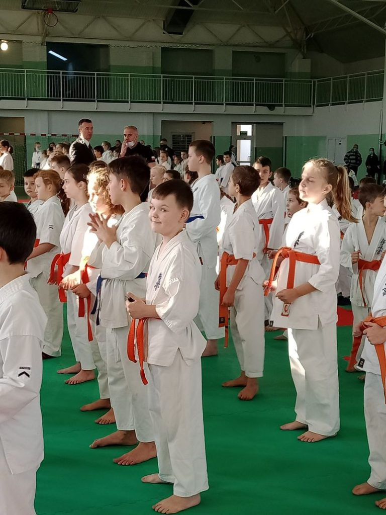 Karatecy z powiatu radzyńskiego na turnieju w Łabuńkach