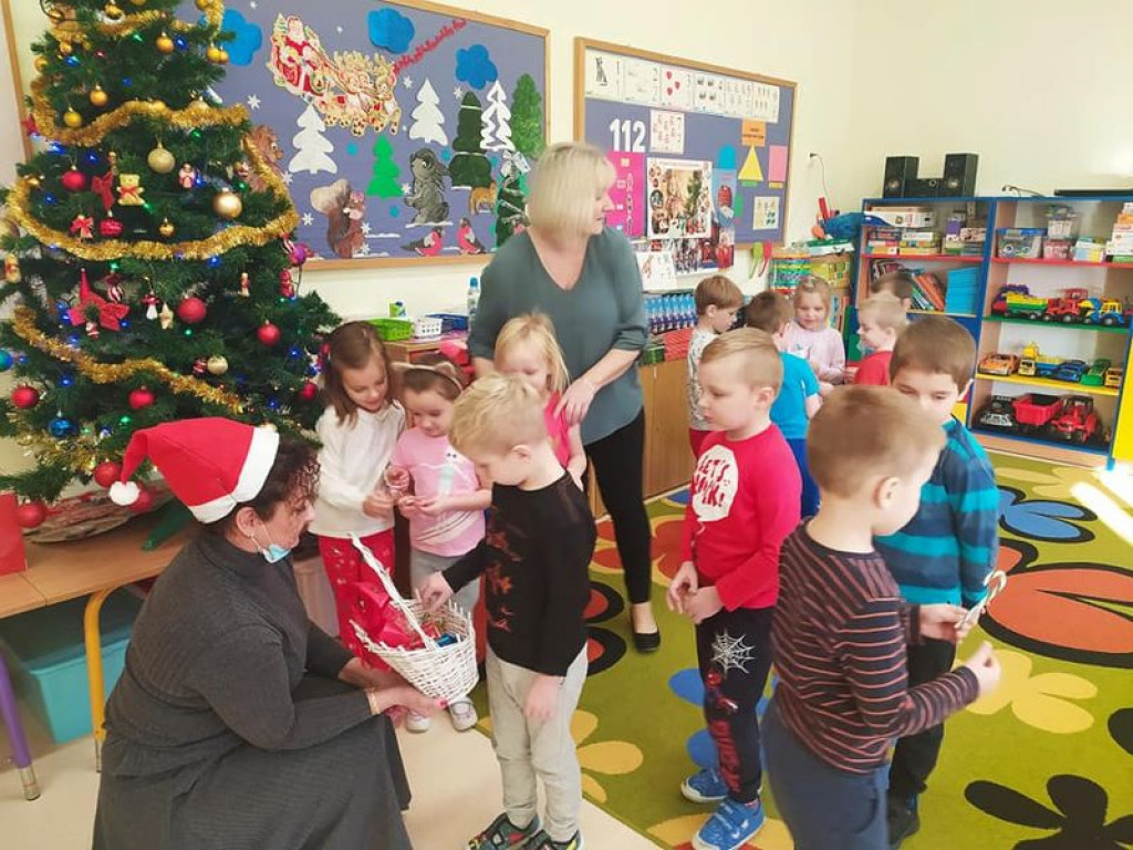 Mikołajki i wizyta pani wójt w przedszkolu w Kąkolewnicy