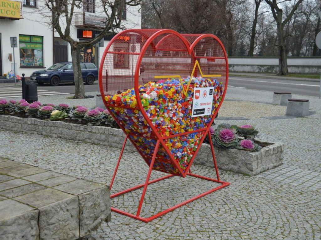 Pojemniki na nakrętki w Radzyniu