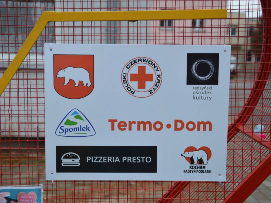 Pojemniki na nakrętki w Radzyniu