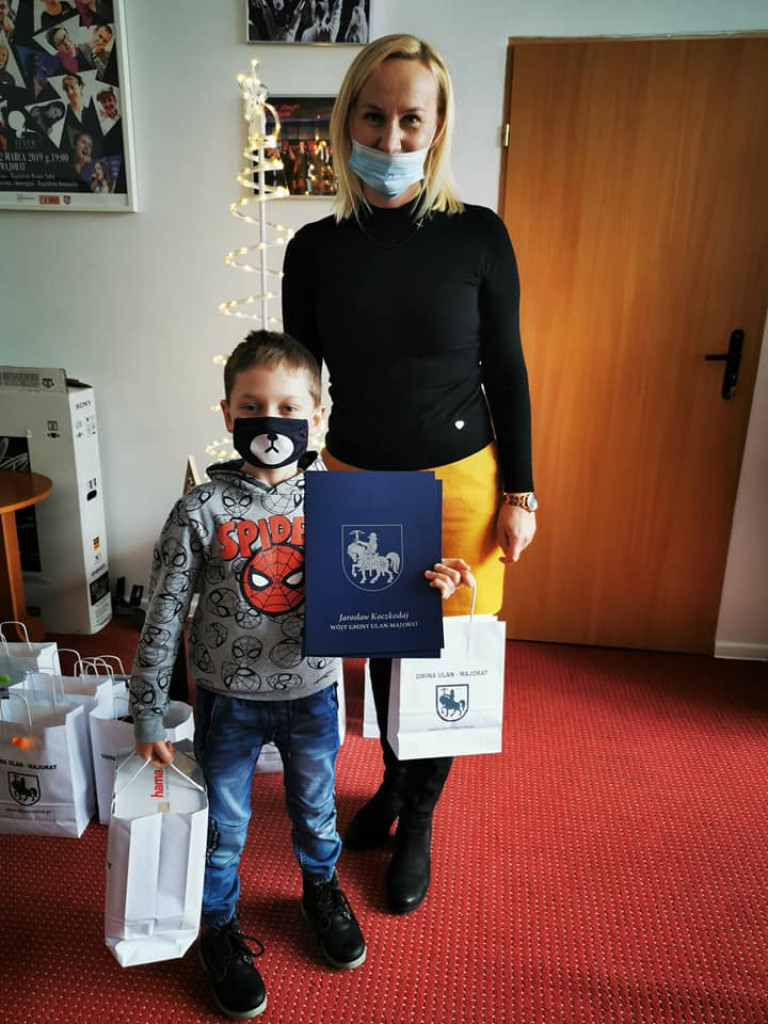 Wręczenie nagród w konkursie piosenek świątecznych