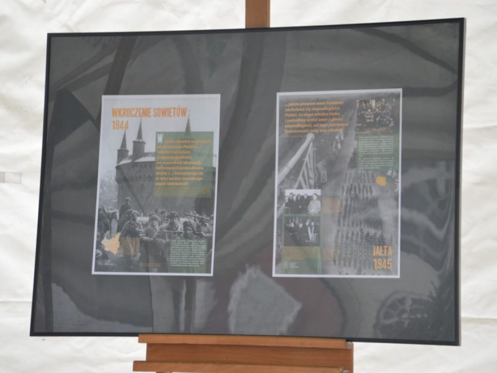 Wystawa o Żołnierzach Wyklętych na Placu Wolności
