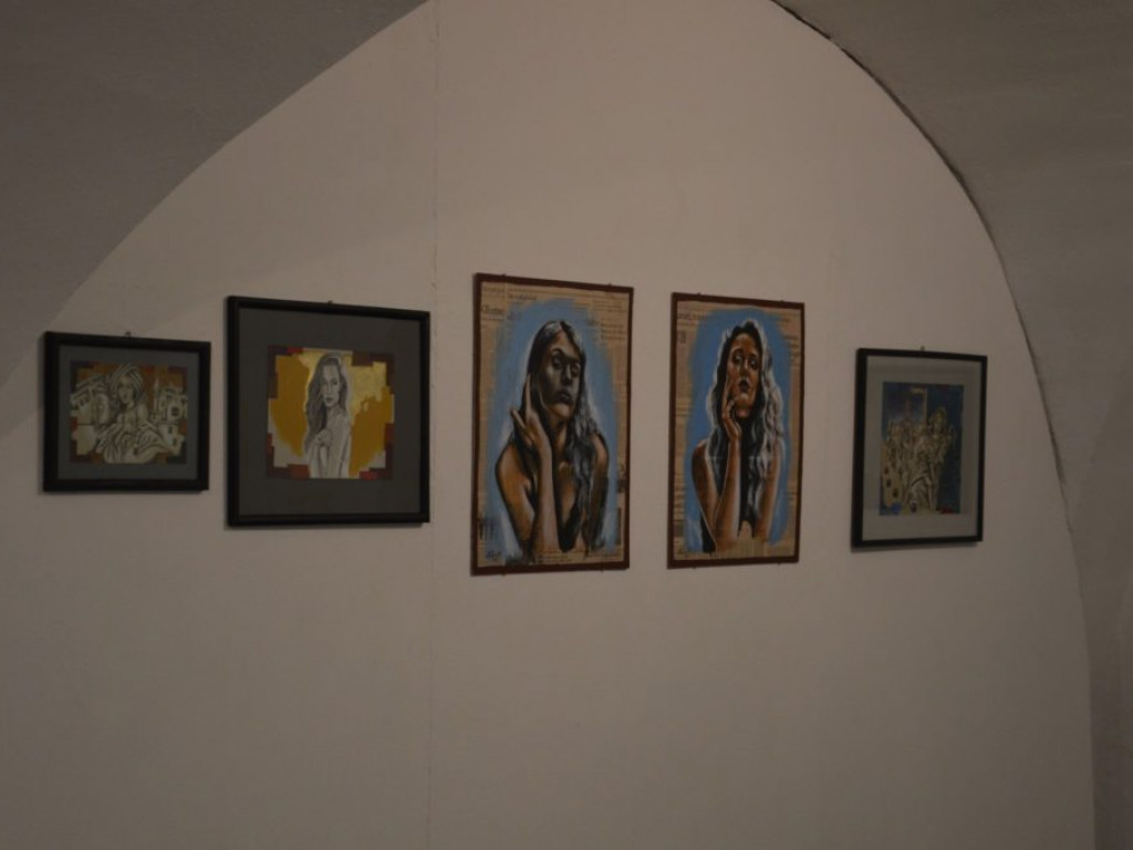 Wystawa zdjęć i obrazów 