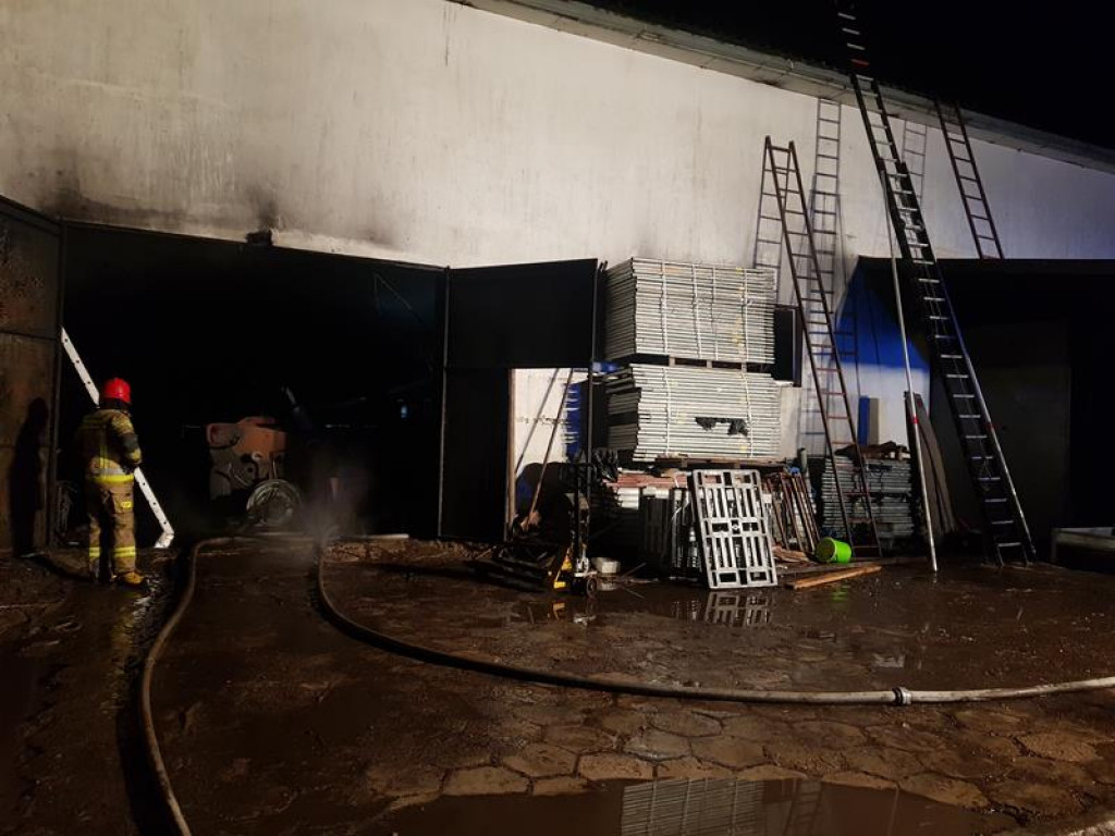 Pożar warsztatu w Komarówce Podlaskiej