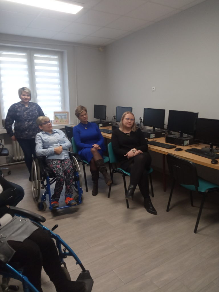 Remont pracowni komputerowej w DŚDS