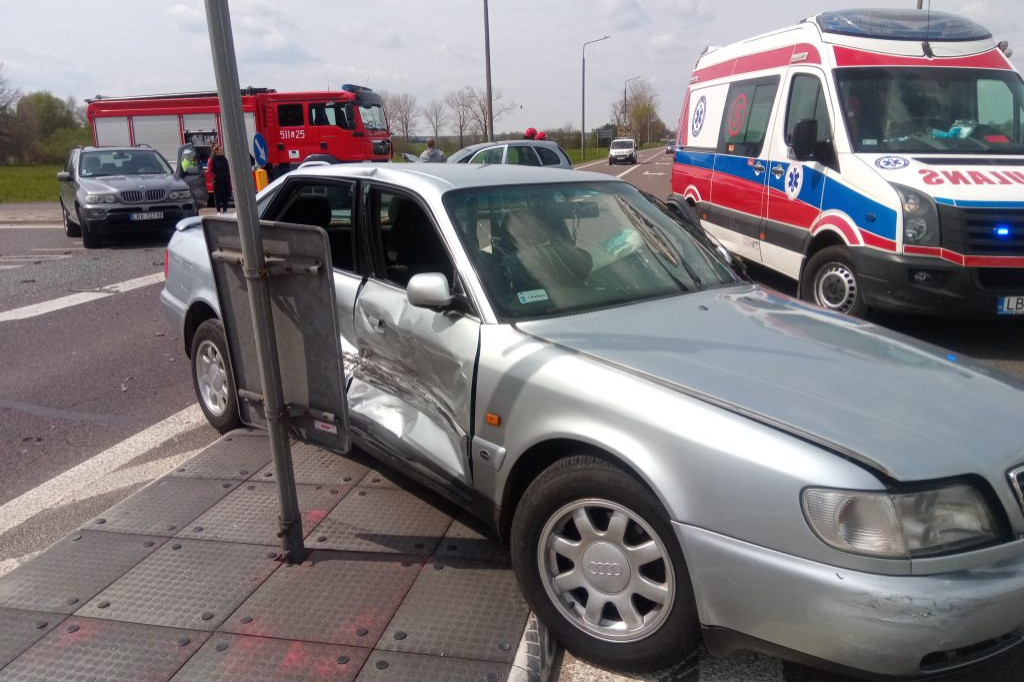 Wypadek na obwodnicy obok ul. Brzostówieckiej