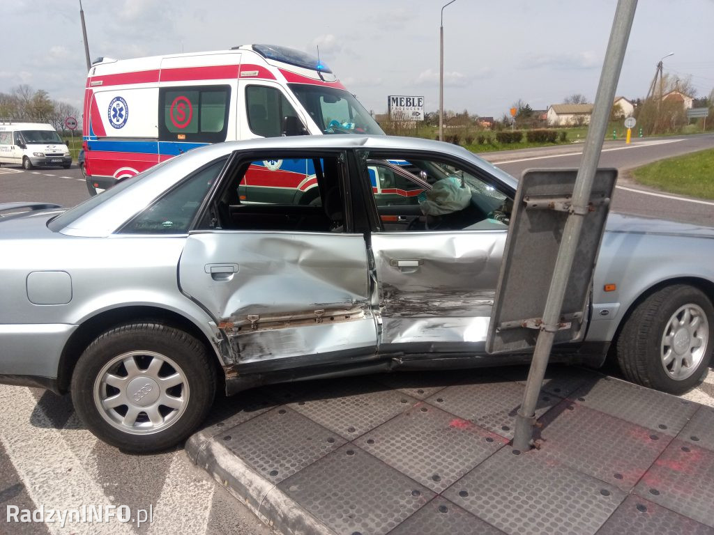 Wypadek na obwodnicy obok ul. Brzostówieckiej