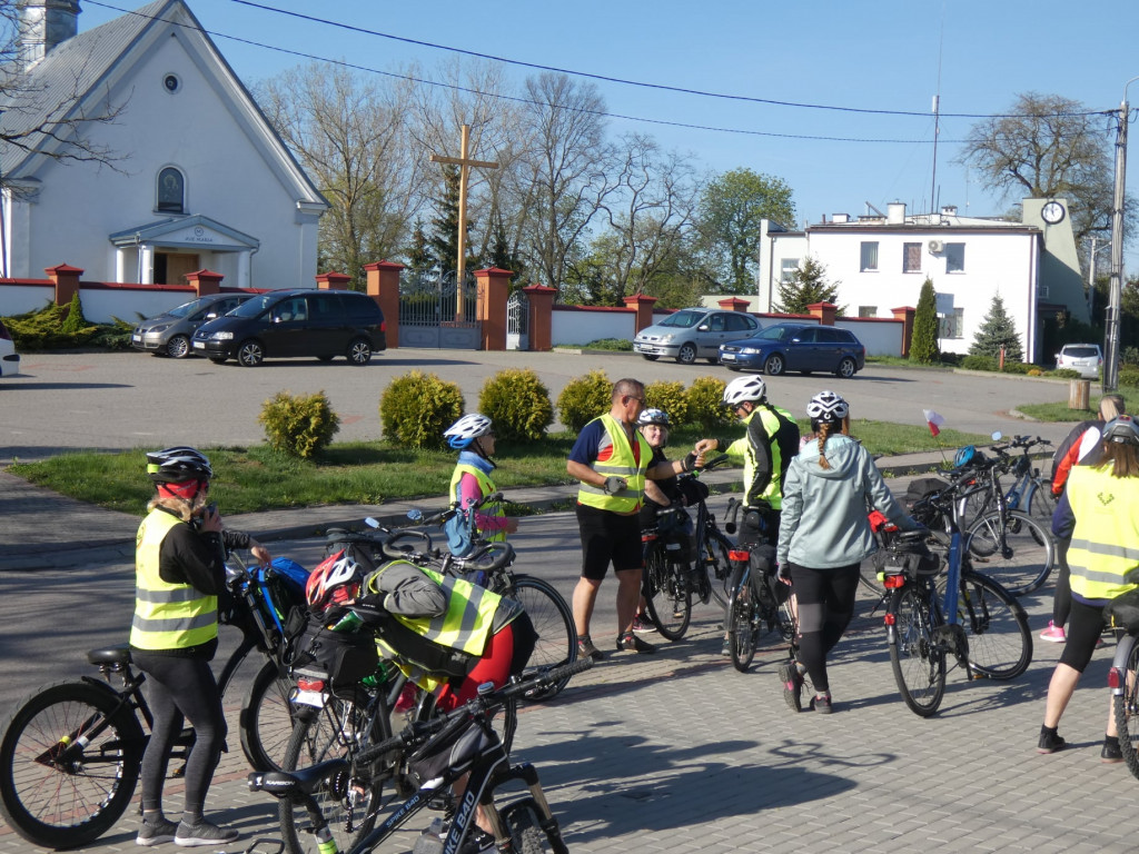 Majowe wycieczki Radzyńskiej Grupy Rowerowej