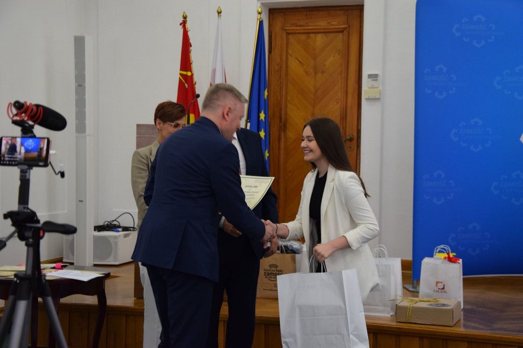 Natalia Dyjak nagrodzona w Zamościu