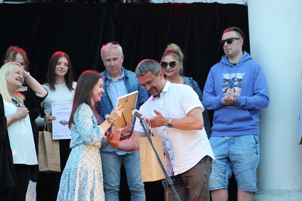 Natalia Dyjak na festiwalu piosenki aktorskiej