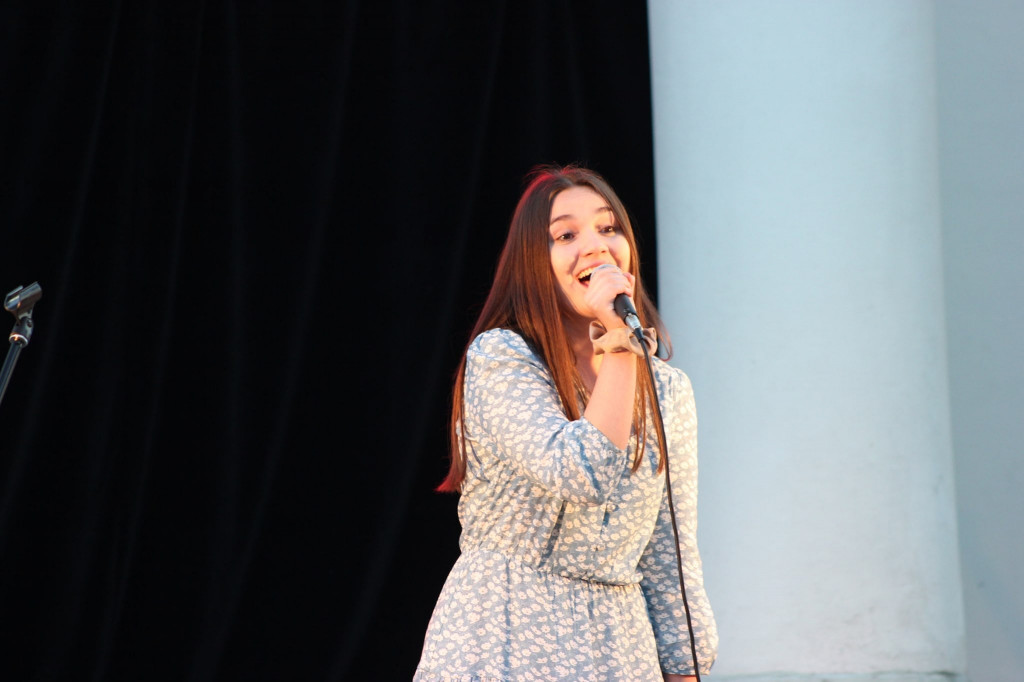 Natalia Dyjak na festiwalu piosenki aktorskiej