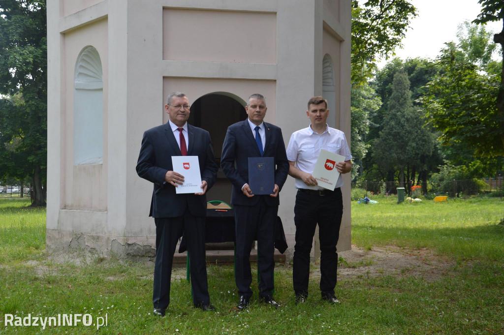 Wystawa i podpisanie umowy w/s kaplicy