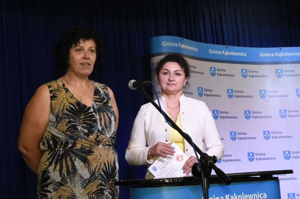 Wręczanie stypendiów w gminie Kąkolewnica
