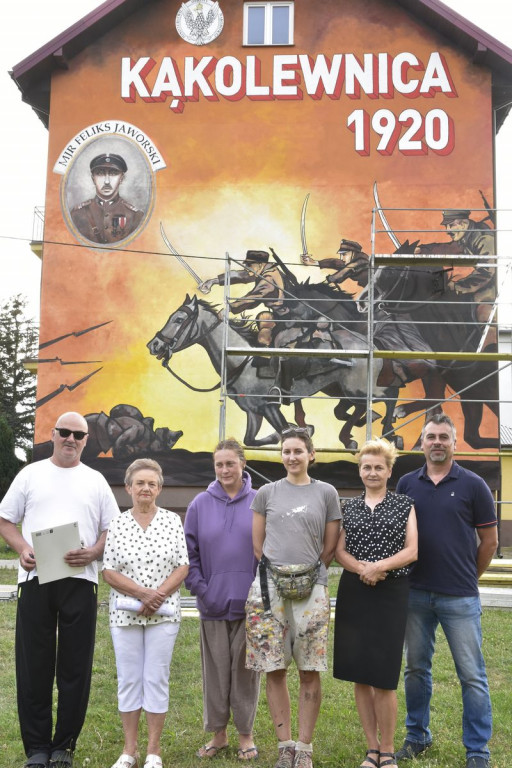 Murale historyczne w Kąkolewnicy