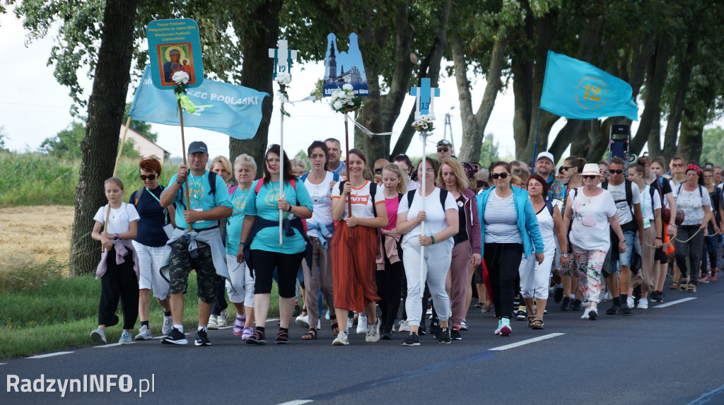 Przybycie pielgrzymów do Radzynia