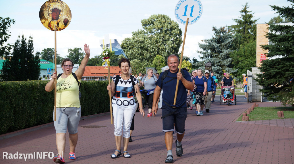 Przybycie pielgrzymów do Radzynia