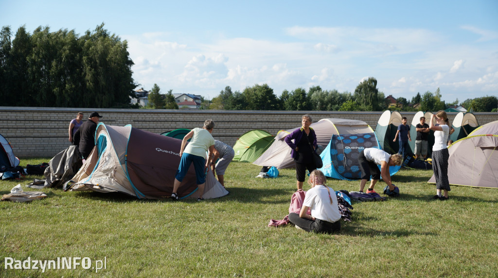 Przybycie pielgrzymów do Radzynia
