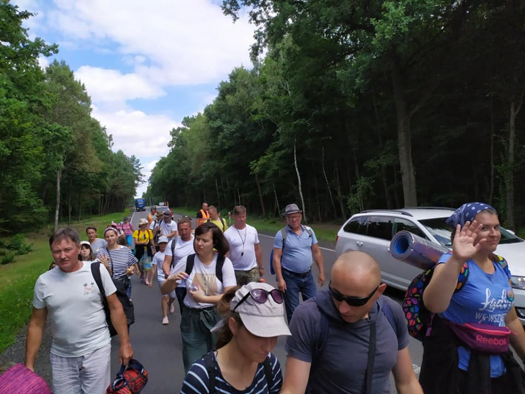 Piesza pielgrzymka na Jasną Górę - dzień 1. i 2.