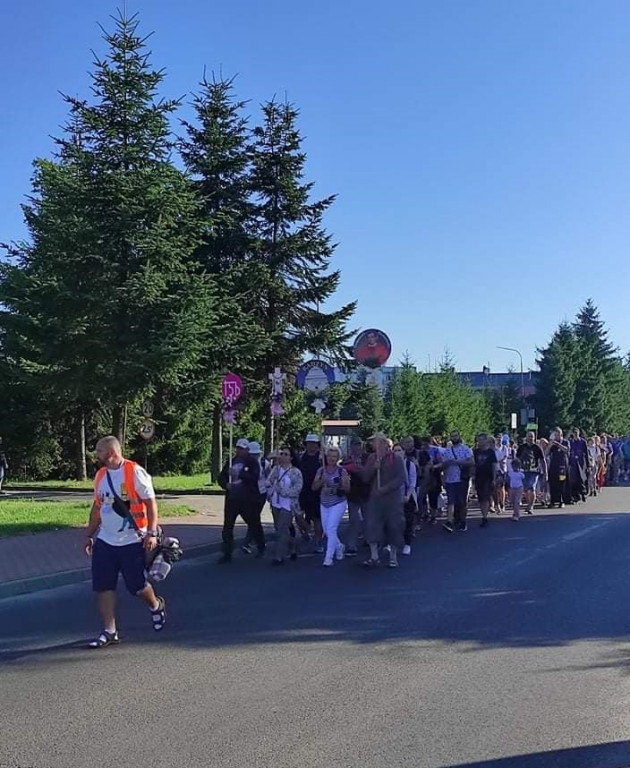 Piesza pielgrzymka na Jasną Górę - dzień 1. i 2.