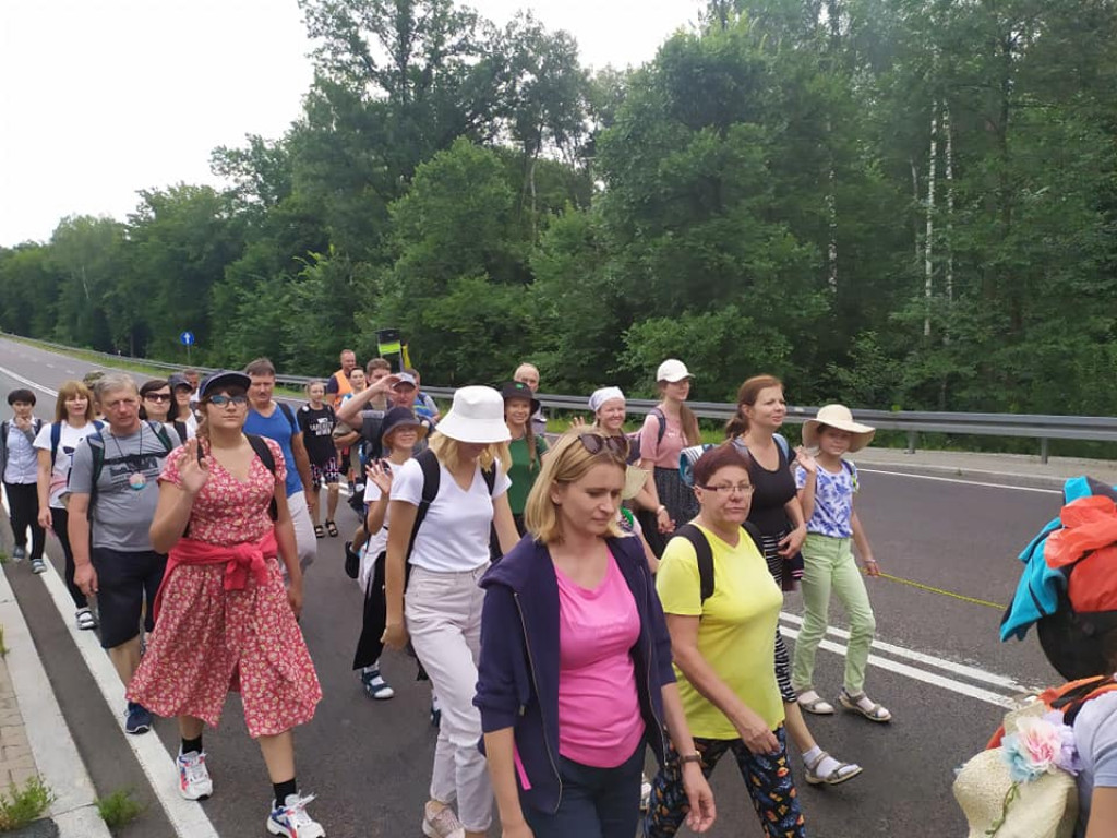 Piesza pielgrzymka na Jasną Górę - dzień 1. i 2.