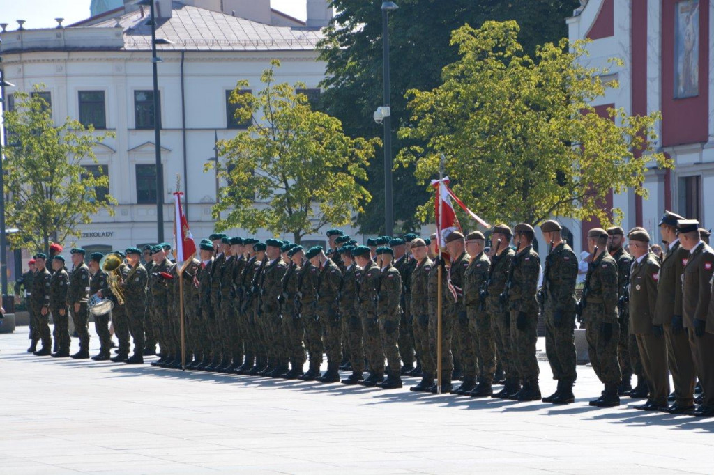 Przedstawiciele gminy Radzyń P. w Lublinie 15 VIII