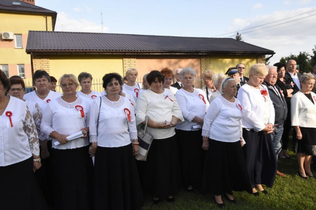 Odsłonięcie murali w Kąkolewnicy i uroczystości
