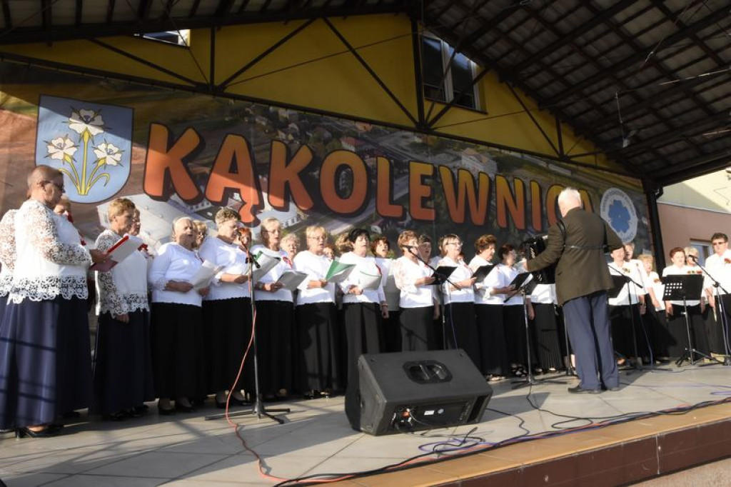 Odsłonięcie murali w Kąkolewnicy i uroczystości