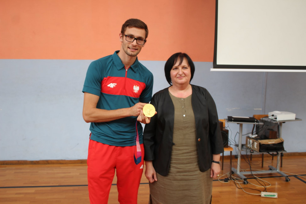 Oficjalne powitanie medalisty w Komarówce P.