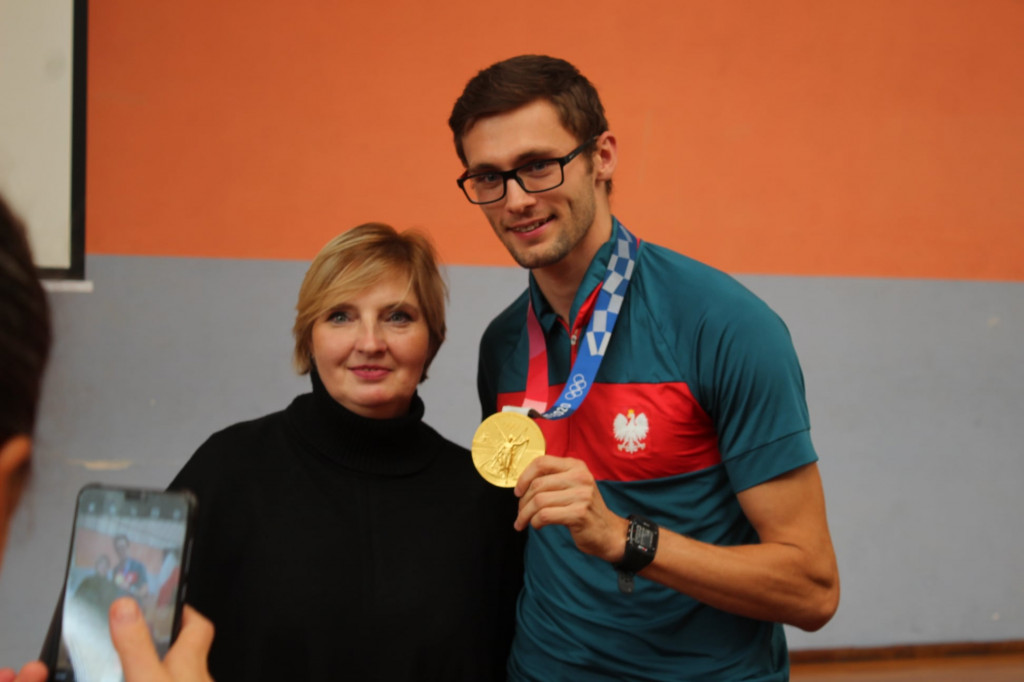 Oficjalne powitanie medalisty w Komarówce P.
