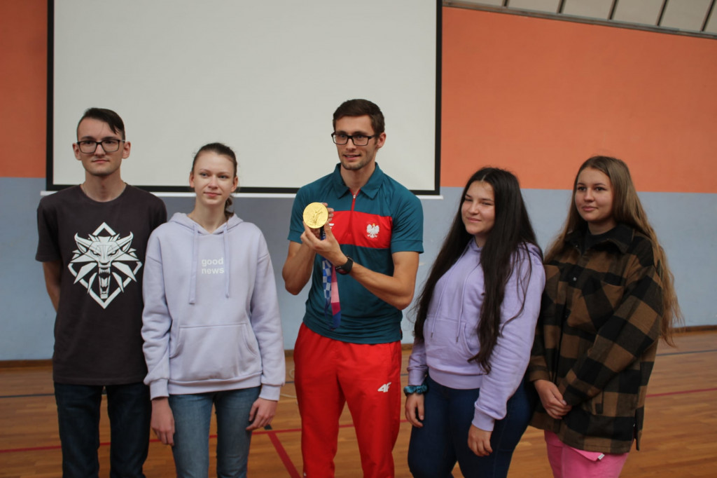 Oficjalne powitanie medalisty w Komarówce P.