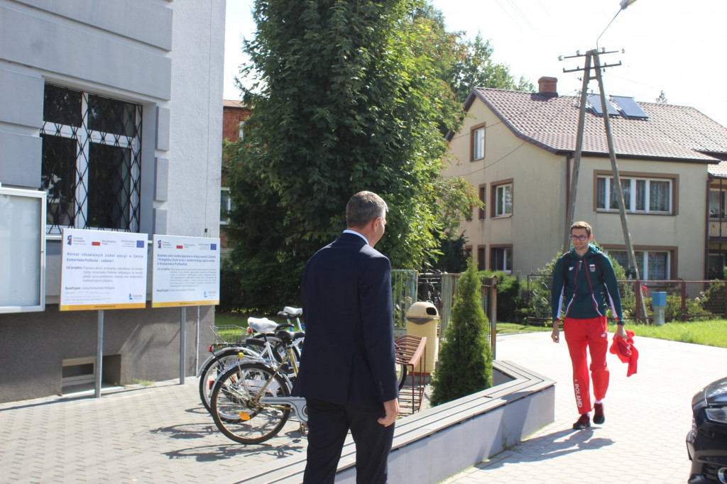 Oficjalne powitanie medalisty w Komarówce P.