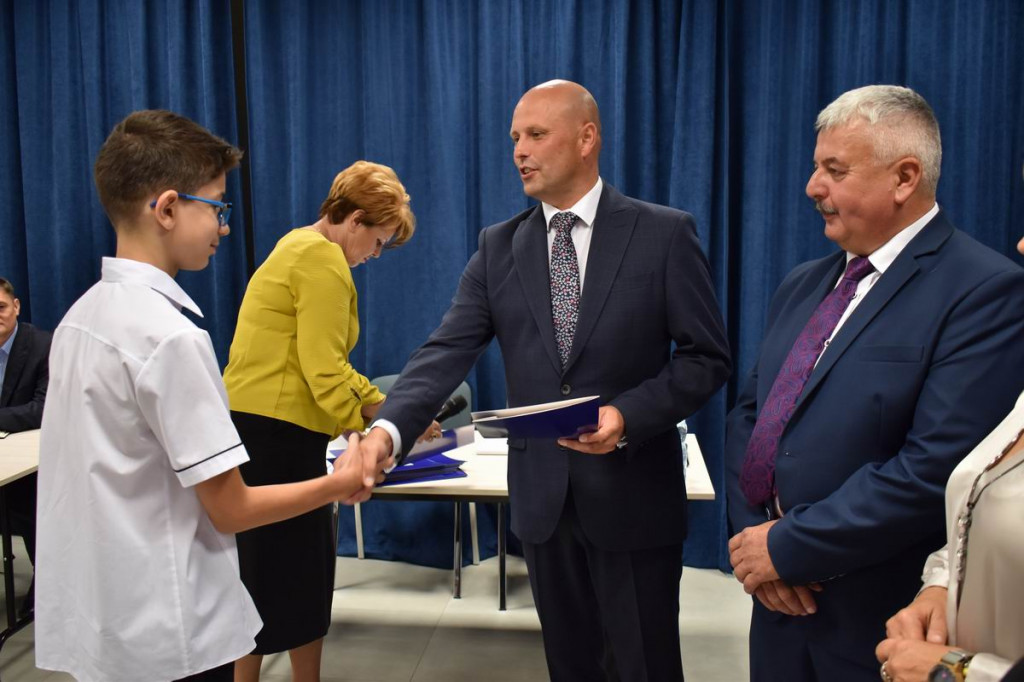 Stypendia dla uczniów w gminie Wohyń
