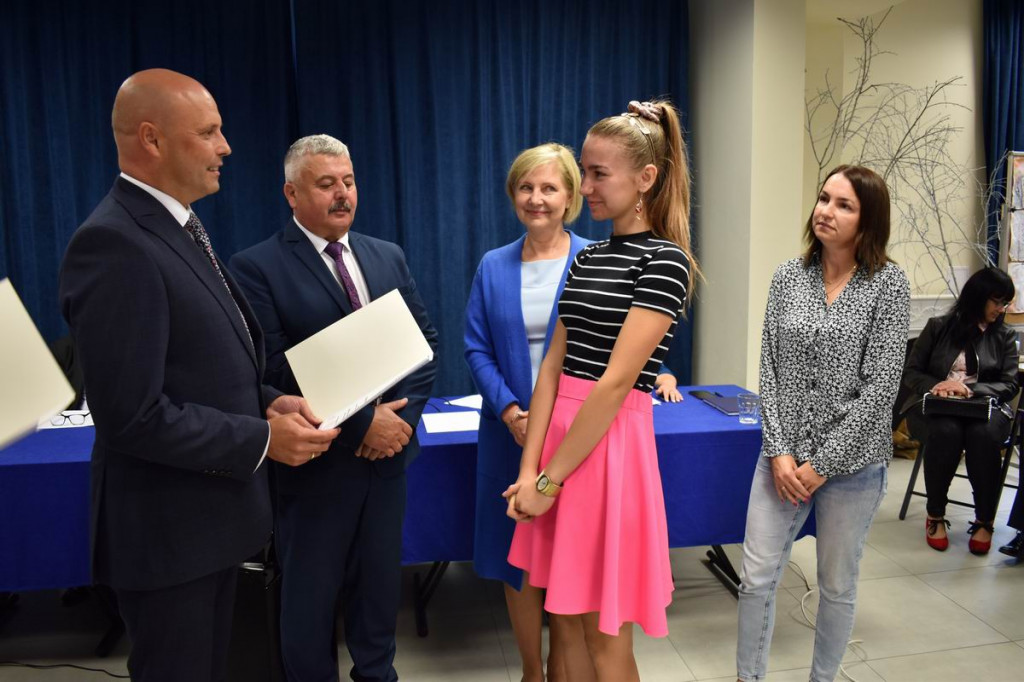 Stypendia dla uczniów w gminie Wohyń