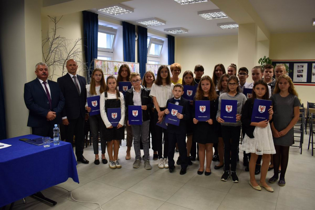 Stypendia dla uczniów w gminie Wohyń