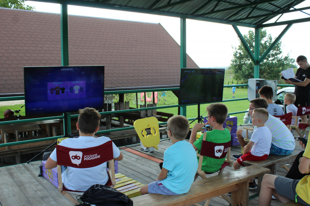 Turniej FIFA 2021 w Komarówce Podlaskiej