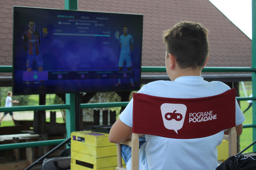 Turniej FIFA 2021 w Komarówce Podlaskiej