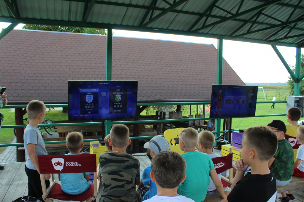 Turniej FIFA 2021 w Komarówce Podlaskiej
