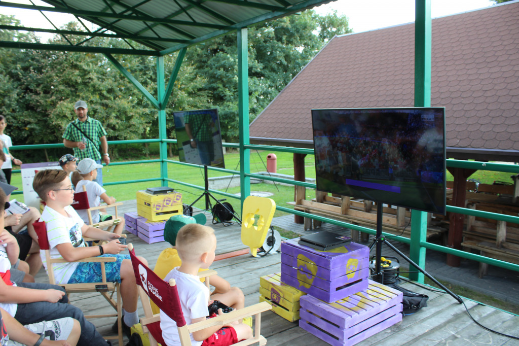 Turniej FIFA 2021 w Komarówce Podlaskiej