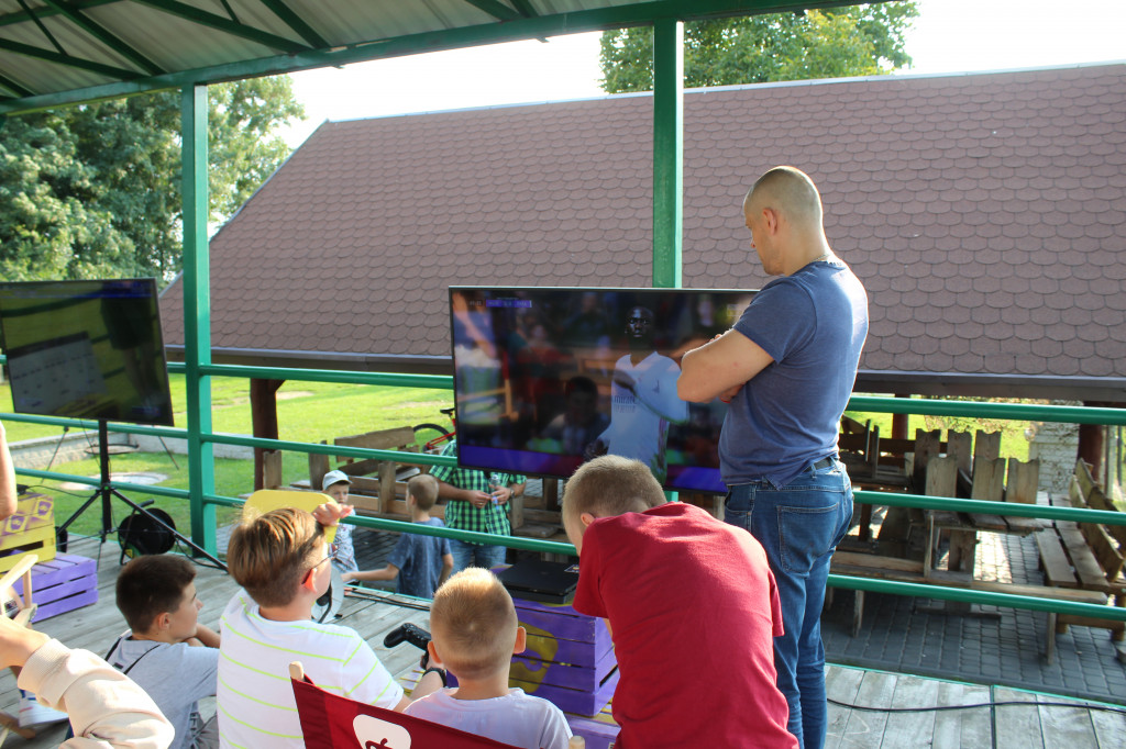 Turniej FIFA 2021 w Komarówce Podlaskiej