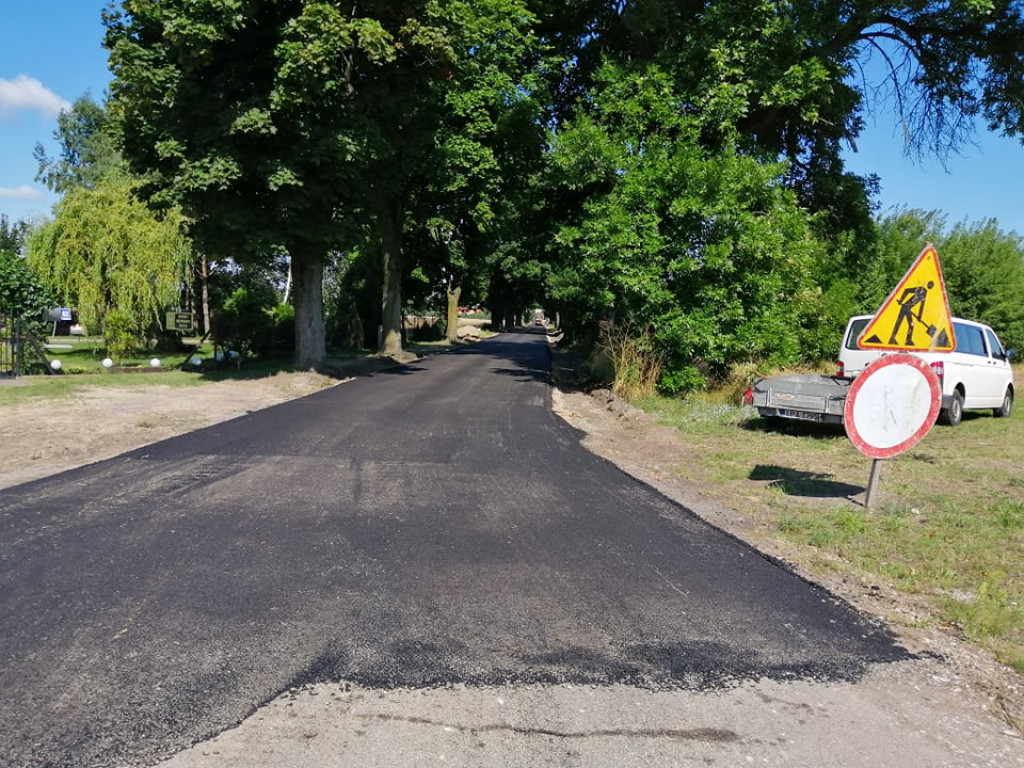 Przebudowy dróg w Zbulitowie Małym i Kuraszewie