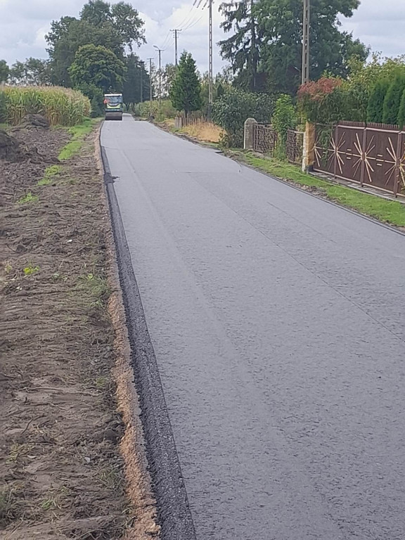 Przebudowy dróg w Zbulitowie Małym i Kuraszewie