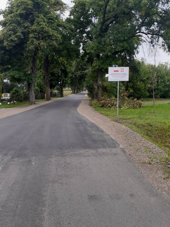Przebudowy dróg w Zbulitowie Małym i Kuraszewie